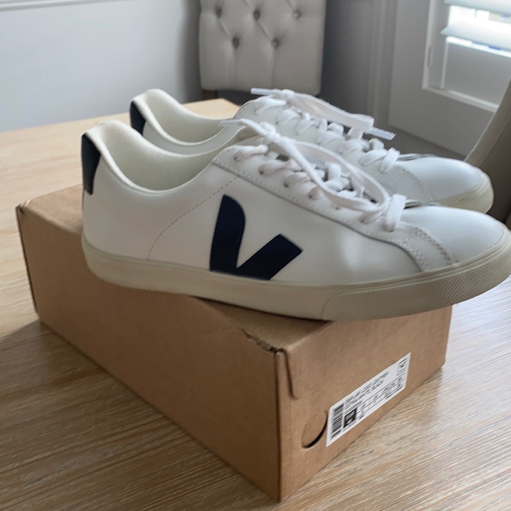 VEJA Esplar Logo Leather White/Black Sneakers